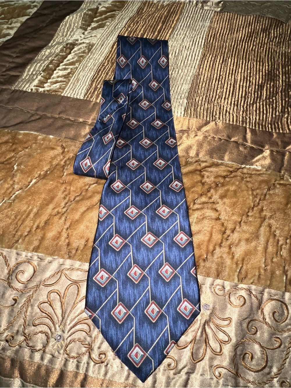 Barrington 100% Silk Blue Geometric Pattern Tie - Classic Formal Styling